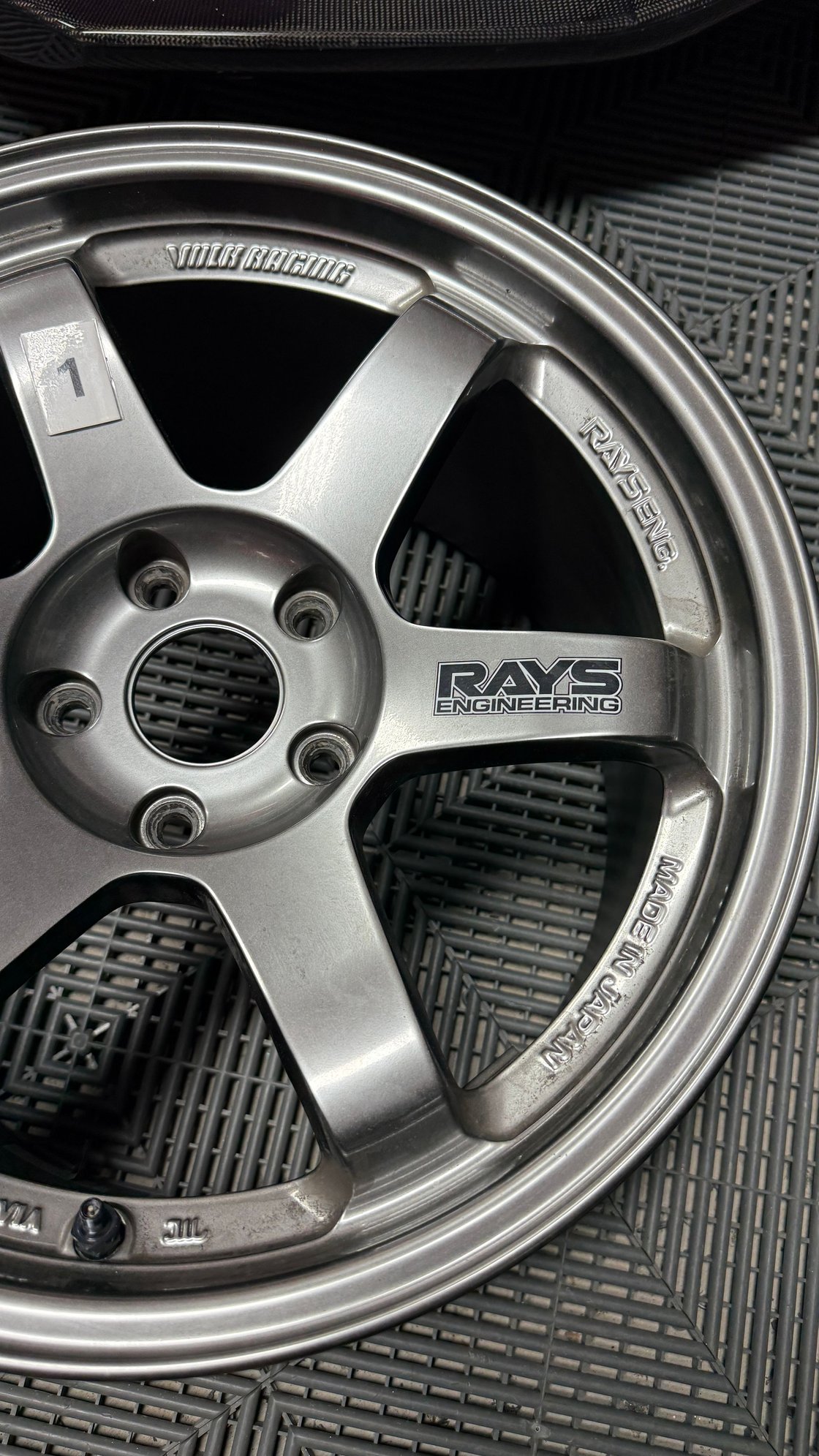 Wheels and Tires/Axles - Evasive Spec 17x9.5 +41 Formula Silver TEs - Used - All Years Any Make All Models - Glendale, AZ 85307, United States