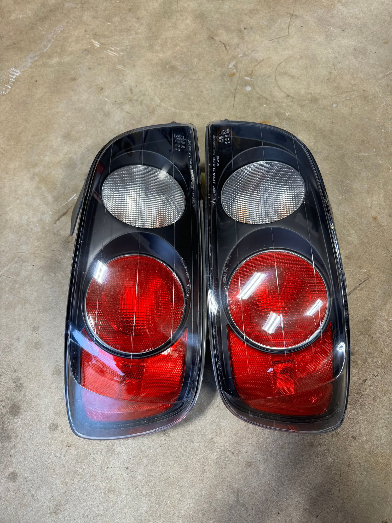 Lights - Ap1 tail lights - Used - 2000 to 2003 Honda S2000 - Mililani, HI 96789, United States