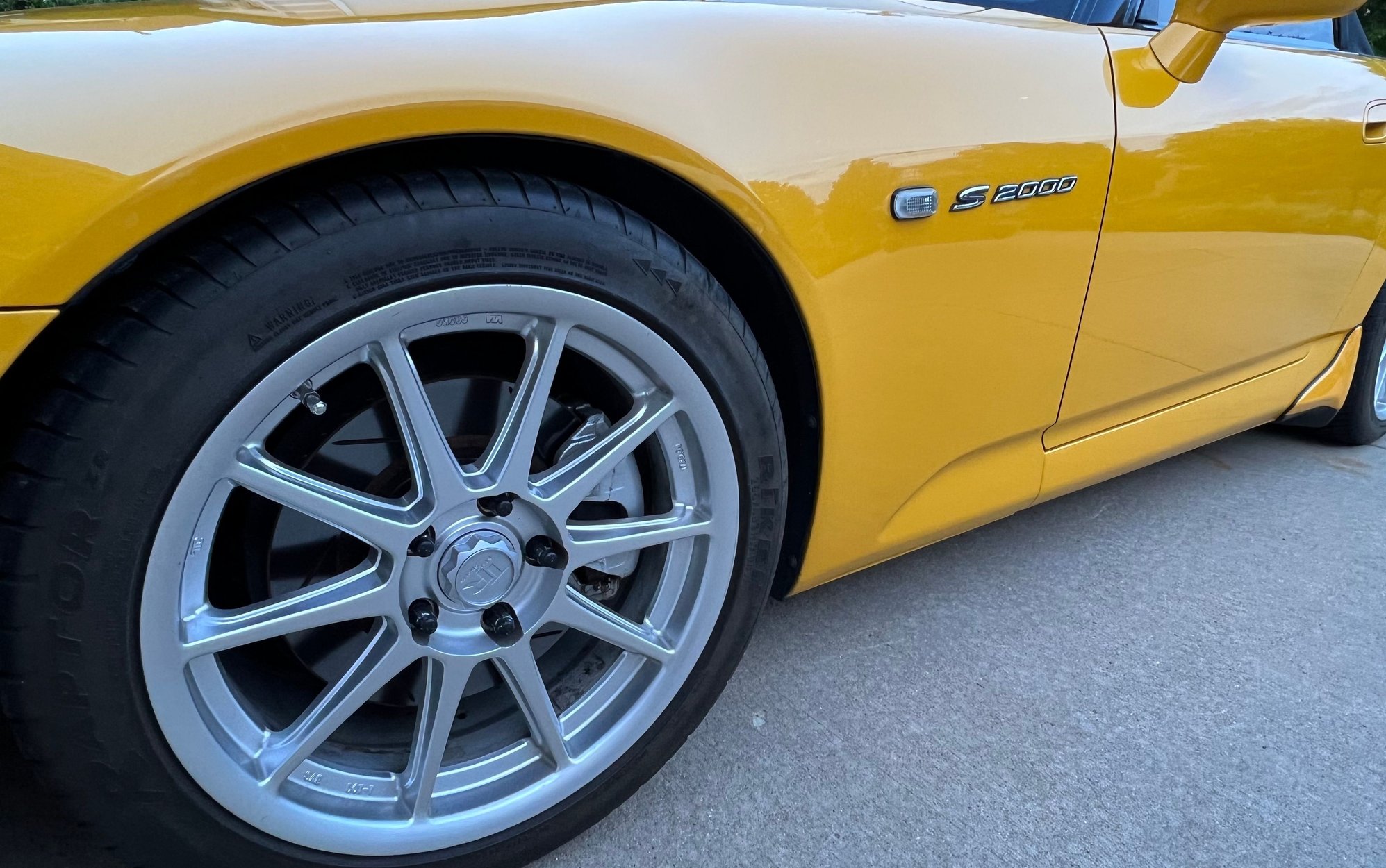 2004 Honda S2000 - IL- 04 Rio Yellow LHT supercharged 63k mi - Used - Champaign, IL 61822, United States