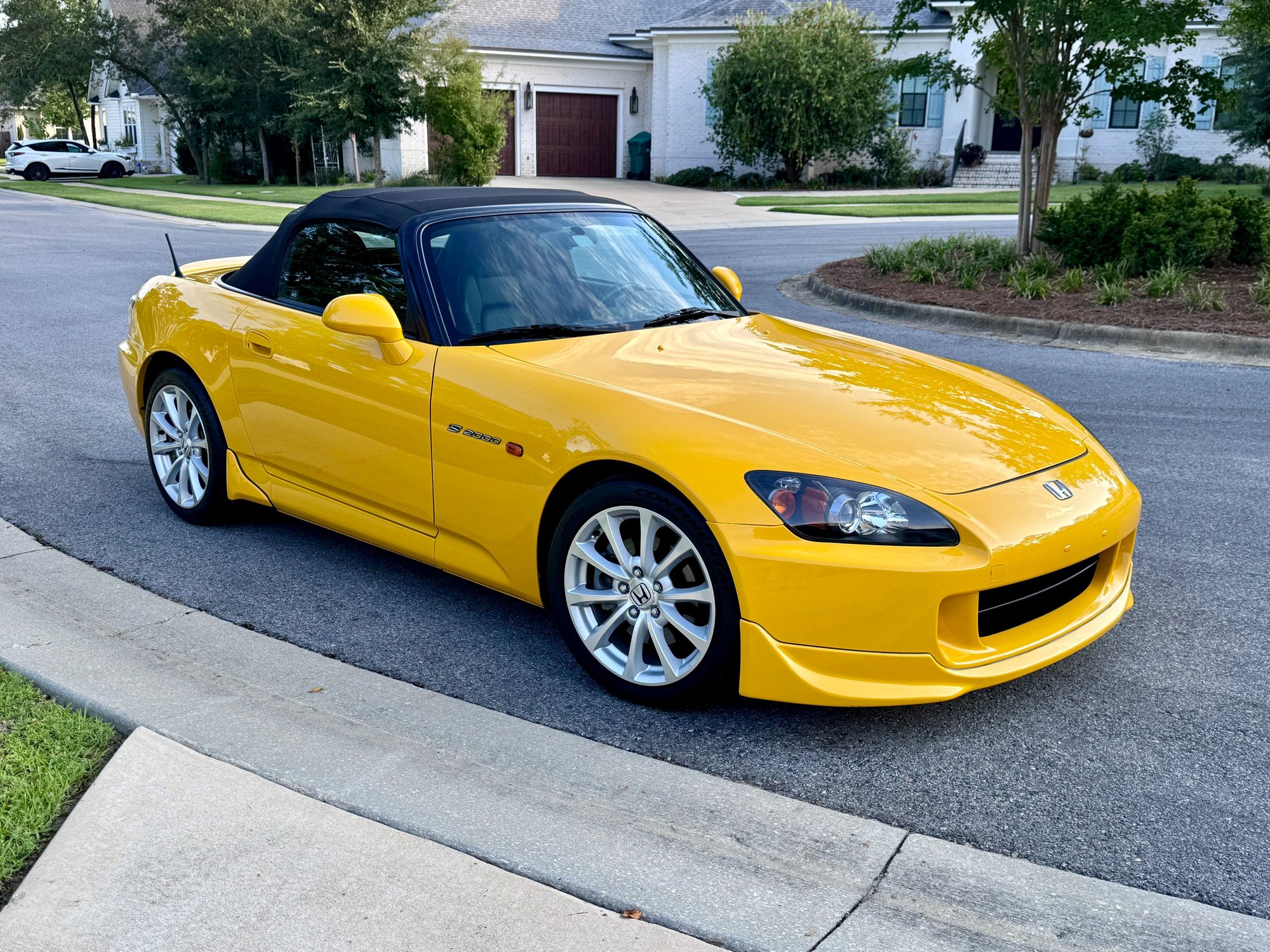 2006 Honda S2000 - FL 2006 Rio Yellow Pearl S2000 49540 miles - Used - VIN JHMAP21426S002129 - 49,540 Miles - 4 cyl - 2WD - Manual - Convertible - Yellow - Niceville, FL 32578, United States