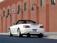 S &amp; Brick Wall
