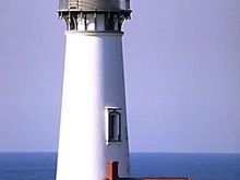 YAQUINA HEAD LIGHTHOUSE.jpg
