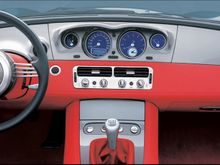BMW-Z8-interior-pan.jpg