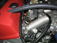 injector with hondata gasket installed 2.jpg