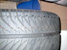 1_multipart_xF8FF_2_tires.jpg