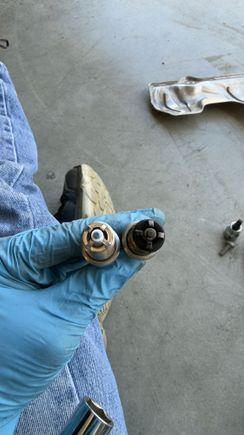 Cylinder 1 plug - new and old