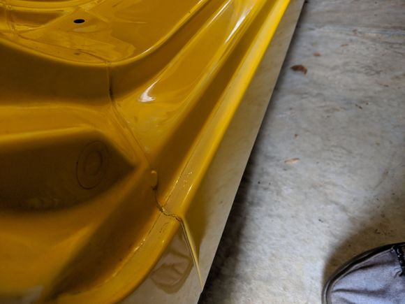 The Car previously painted, used a hard edge taping method in the jamb.