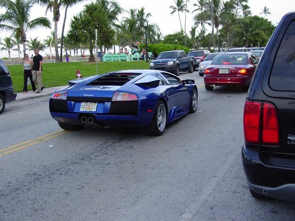 blue lambo.jpg