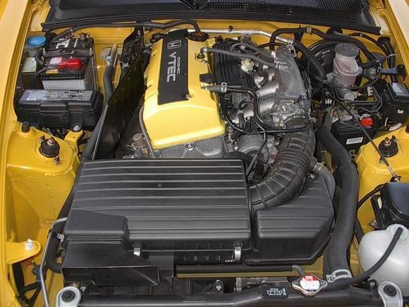 One Yellow Valve Cover1.jpg