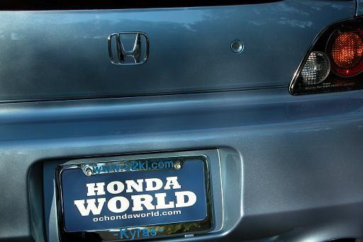 Virgin trunk keyhole