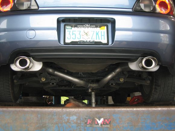 flowmaster mufflers and magnaflow tips.JPG