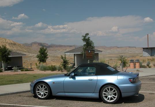 050721 Utah, rest stop 220PM.JPG