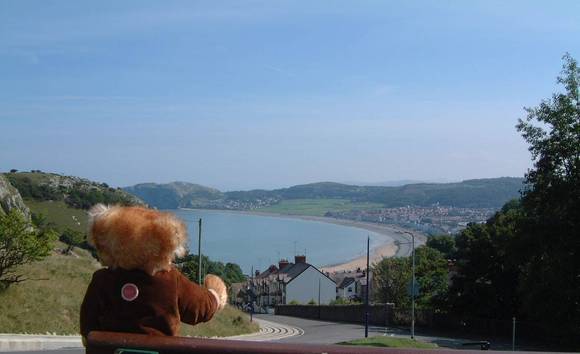 Stooky looking over Llandudno Bay from Great Orme 2.jpg