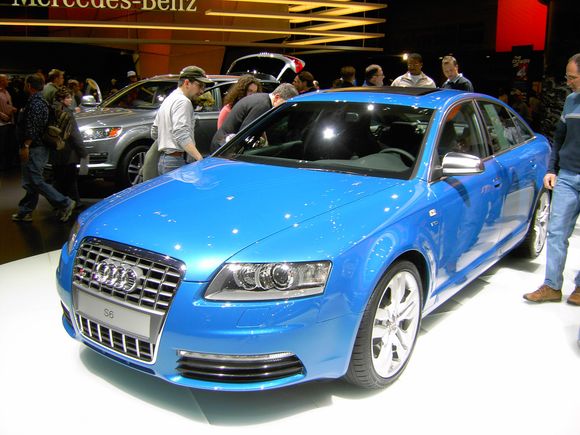 2006 Detroit Auto Show 004.jpg