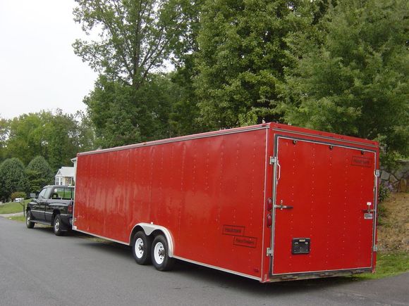 28' Haulmark trailer 002.jpg