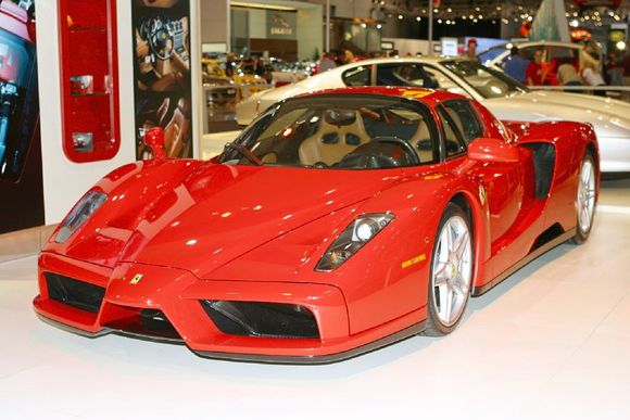 Ferrari Enzo 1.jpg