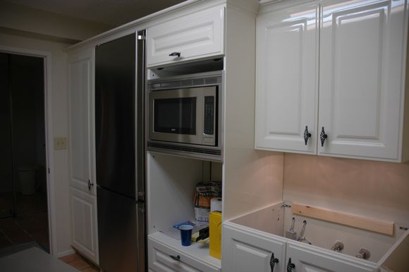 CabinetsWithCrownMolding