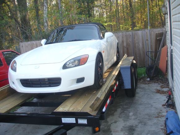S2000 on trailer 002.JPG