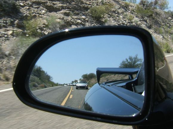 Fun-In-The-Sun-Mirror-02.jpg