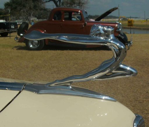 hoodornament.jpg