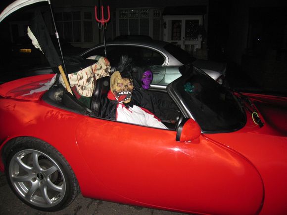 halloween 001.JPG