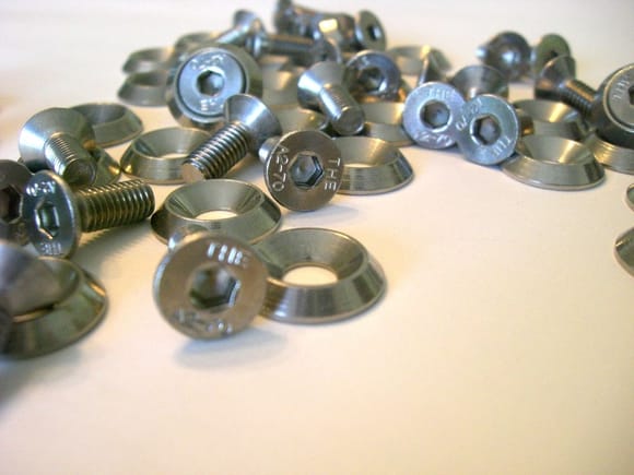 rsz_1rsz_stainless_steel_boltswashers_002.jpg