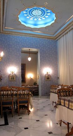 343 Dining room.JPG