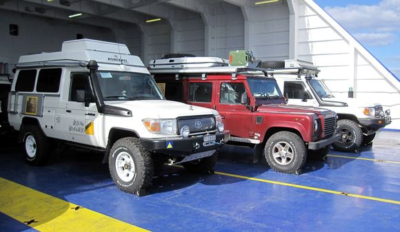 312 Safari vehicles.JPG