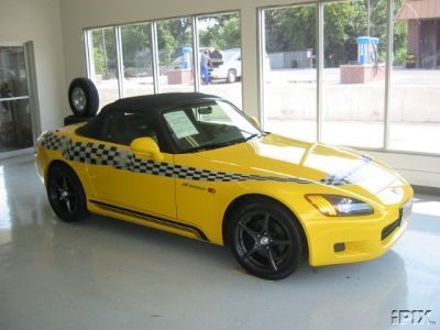 taxi s2000.jpg