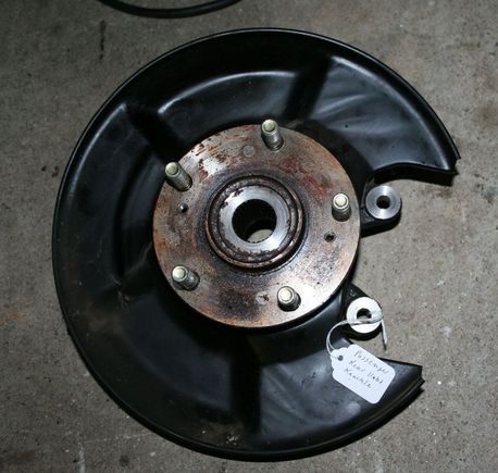 Passenger Rear Hub N Knuckle2