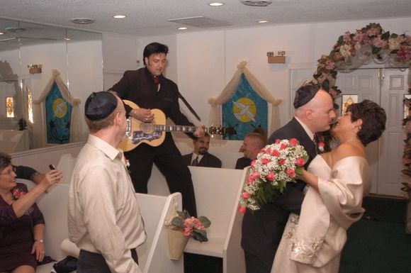 Elvisrocks.jpg