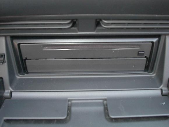Alpine CDA 7998 closed.jpg