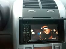 pioneer p3200DVD 
Thing is sick i love playing music vids when im driving around