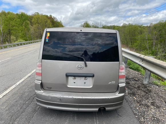 There is no plate number? The plate number do not melt or evaporate.