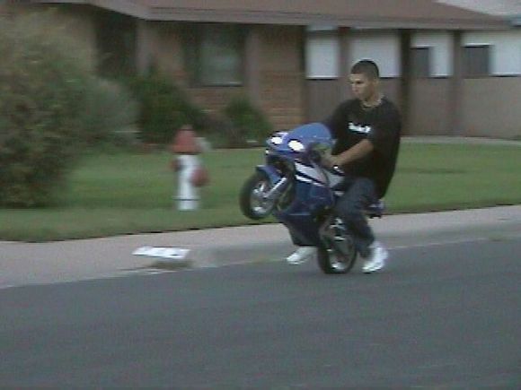 MESSIN AROUND ON THE POCKET ROCKET