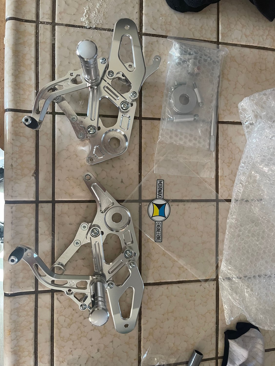 Moriwaki Rear sets SuperHawk Forum