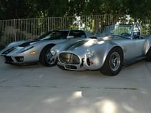 Happy Snakes. 2005 Ford GT and Kirkham 427 Roadster.
The Roadster has a Shelby Aluminum block and heads, stroked to 492 ci @ 638 hp