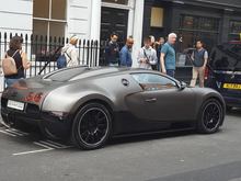 On this week's Saudi supercars, the spec on this Bugatti Veyron looks interesting. It was spotted in Cannes and now made its way to London.