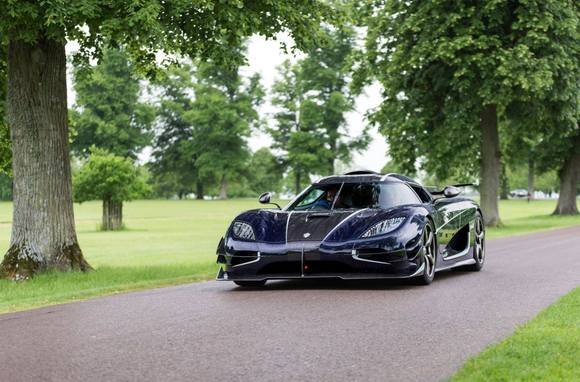 Koenigsegg One:1 at Salon Privé. Via: Horsepower Hunters