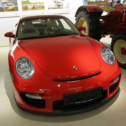 Guards red GT2 with cream leather 