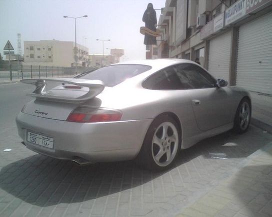 2000 Porsche 996 Carrera