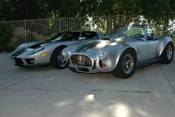 Happy Snakes. 2005 Ford GT and Kirkham 427 Roadster.
The Roadster has a Shelby Aluminum block and heads, stroked to 492 ci @ 638 hp