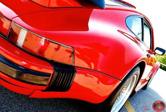 Porsche 930T 3