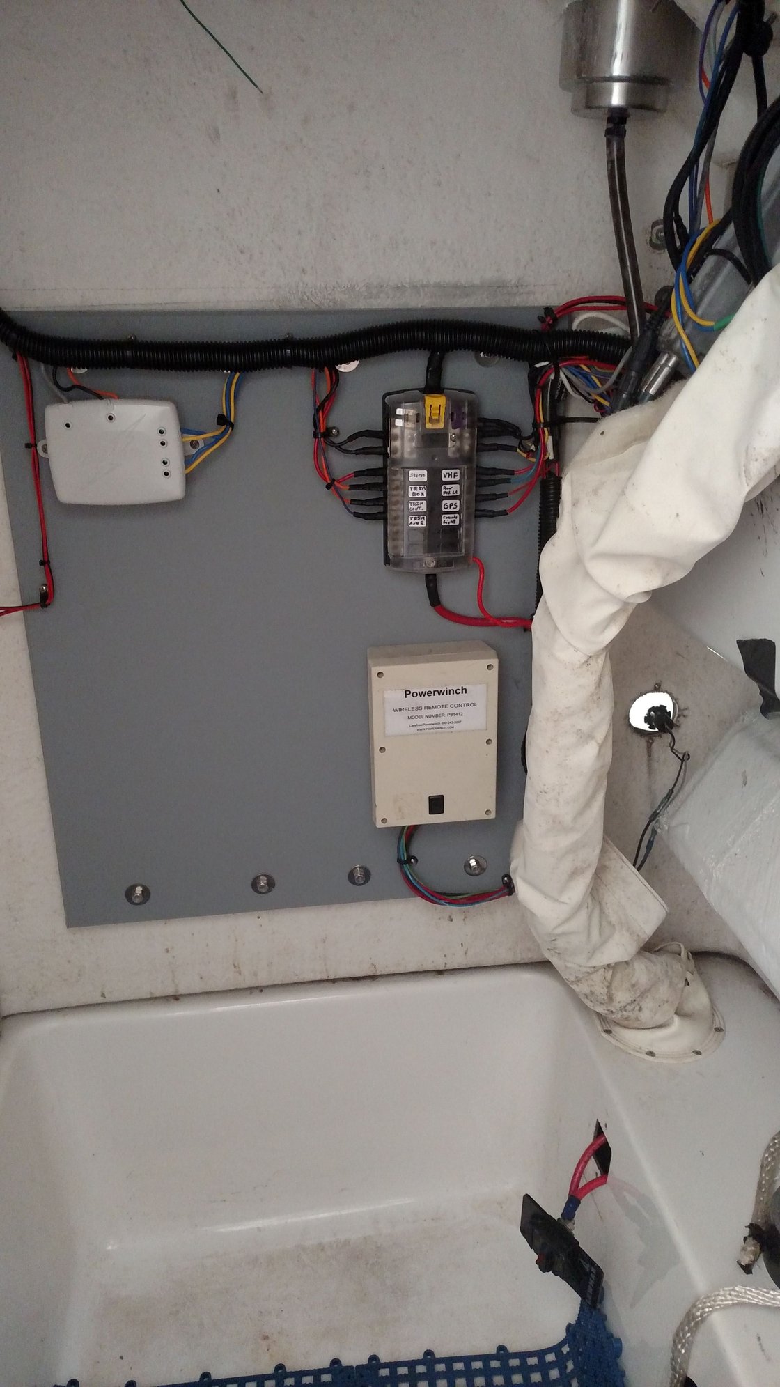 Mounting battery switches to board access? The Hull Truth