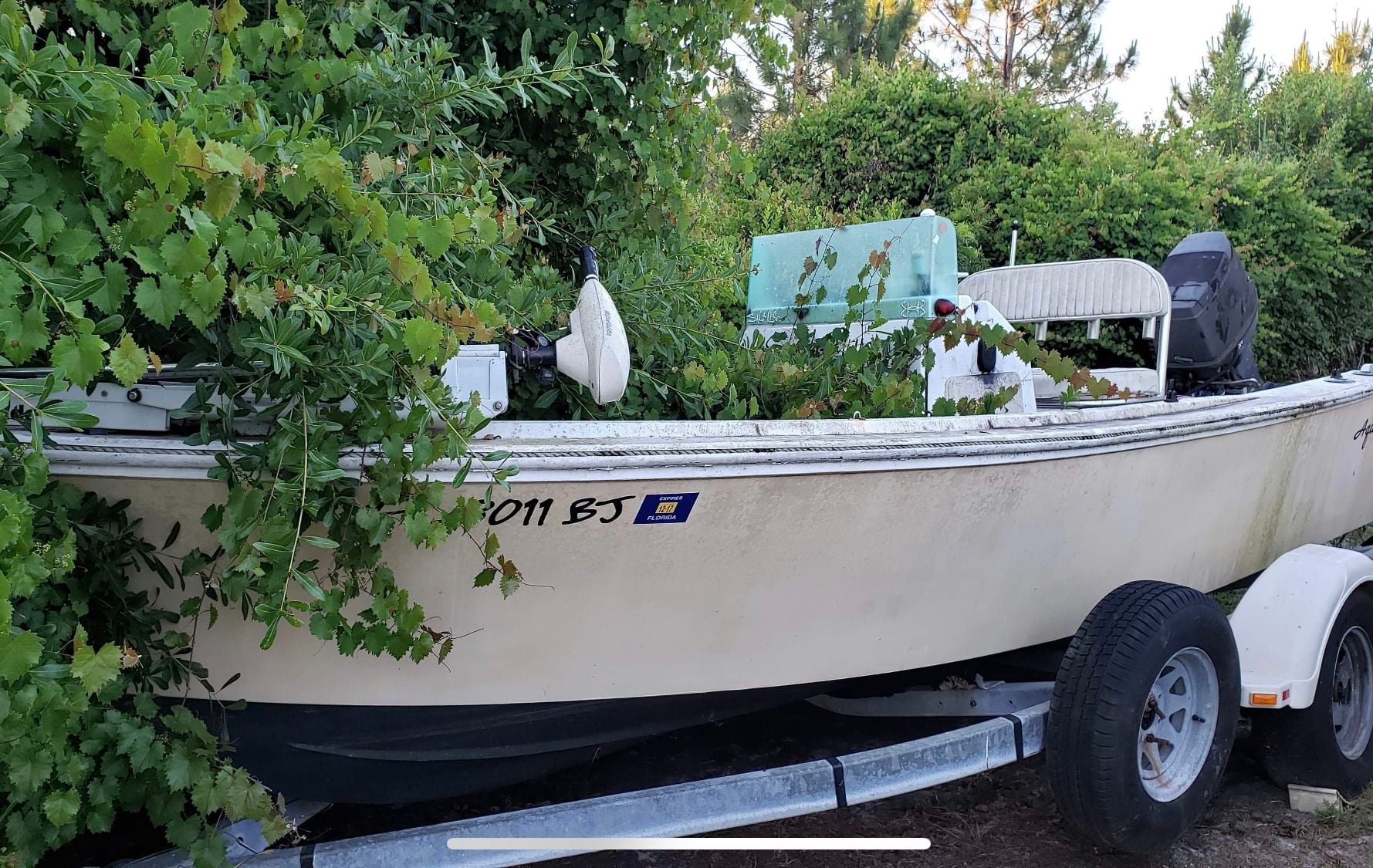 I BOUGHT AN OLD BOAT FOR $1,000  FISHING BOAT RESTORATION 