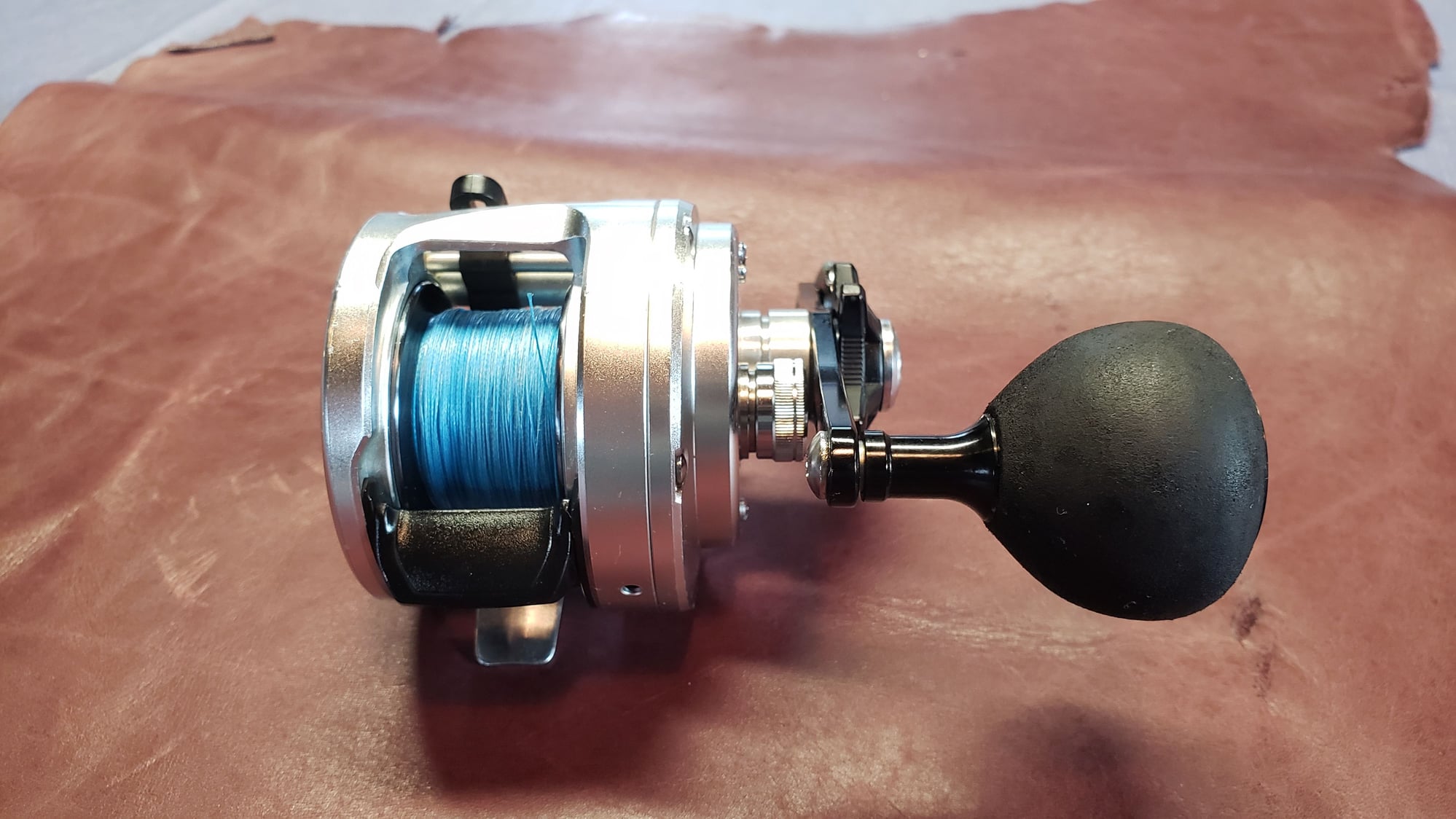 SOLD**. Shimano Calcutta 300D w/ Power Handle $220 Shipped - The Hull Truth  - Boating and Fishing Forum