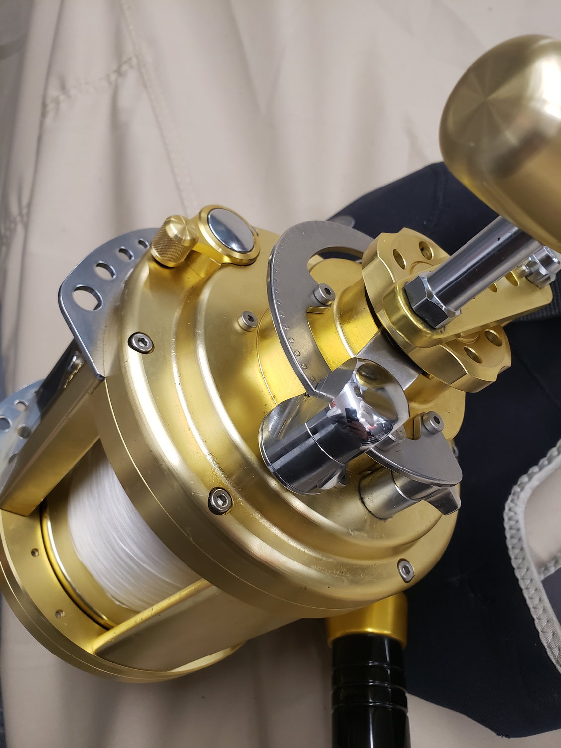 LP SV-2400 Electric Reel - The Hull Truth - Boating and Fishing Forum