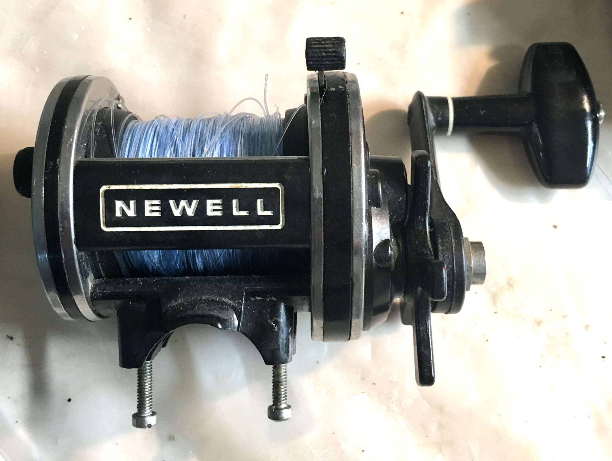 322-5 GRAPHITE NEWELL NARROW NO LETTER CLEAN 90'S REEL SS 5:1 HIGH