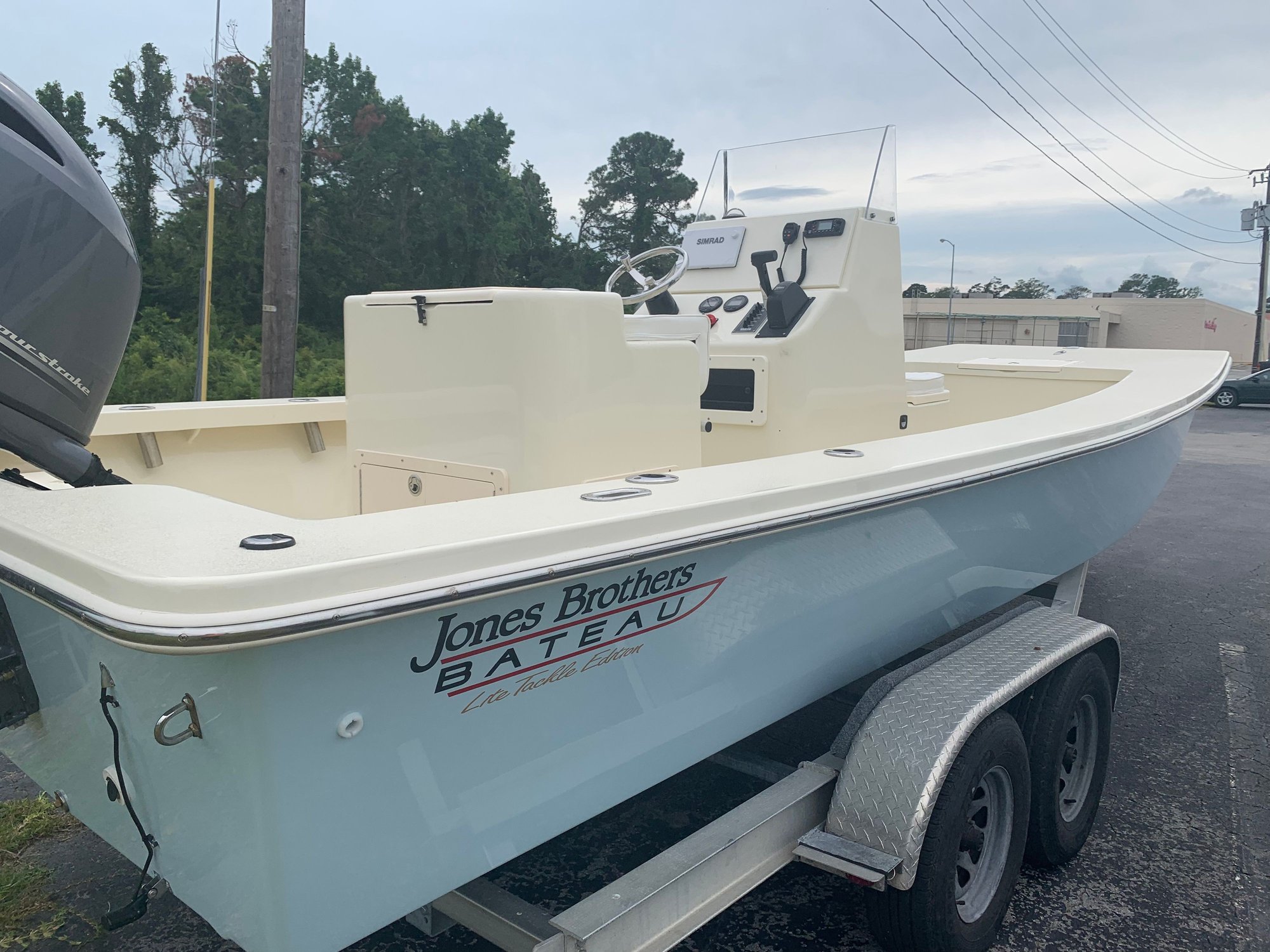 Jones Brothers 23 bateau light tackle edition The Hull Truth