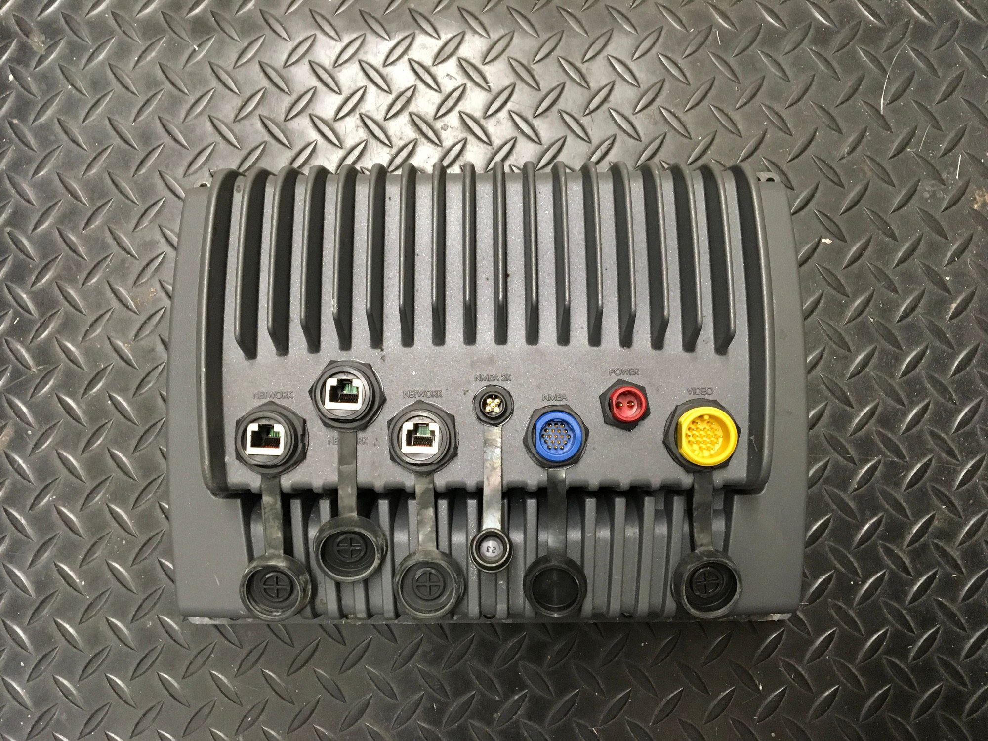 Garmin 7212 gps all cables & Antenna included The Hull Truth